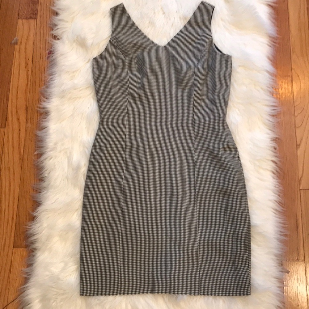 Jones New York smooth & silky checkered dress 4P